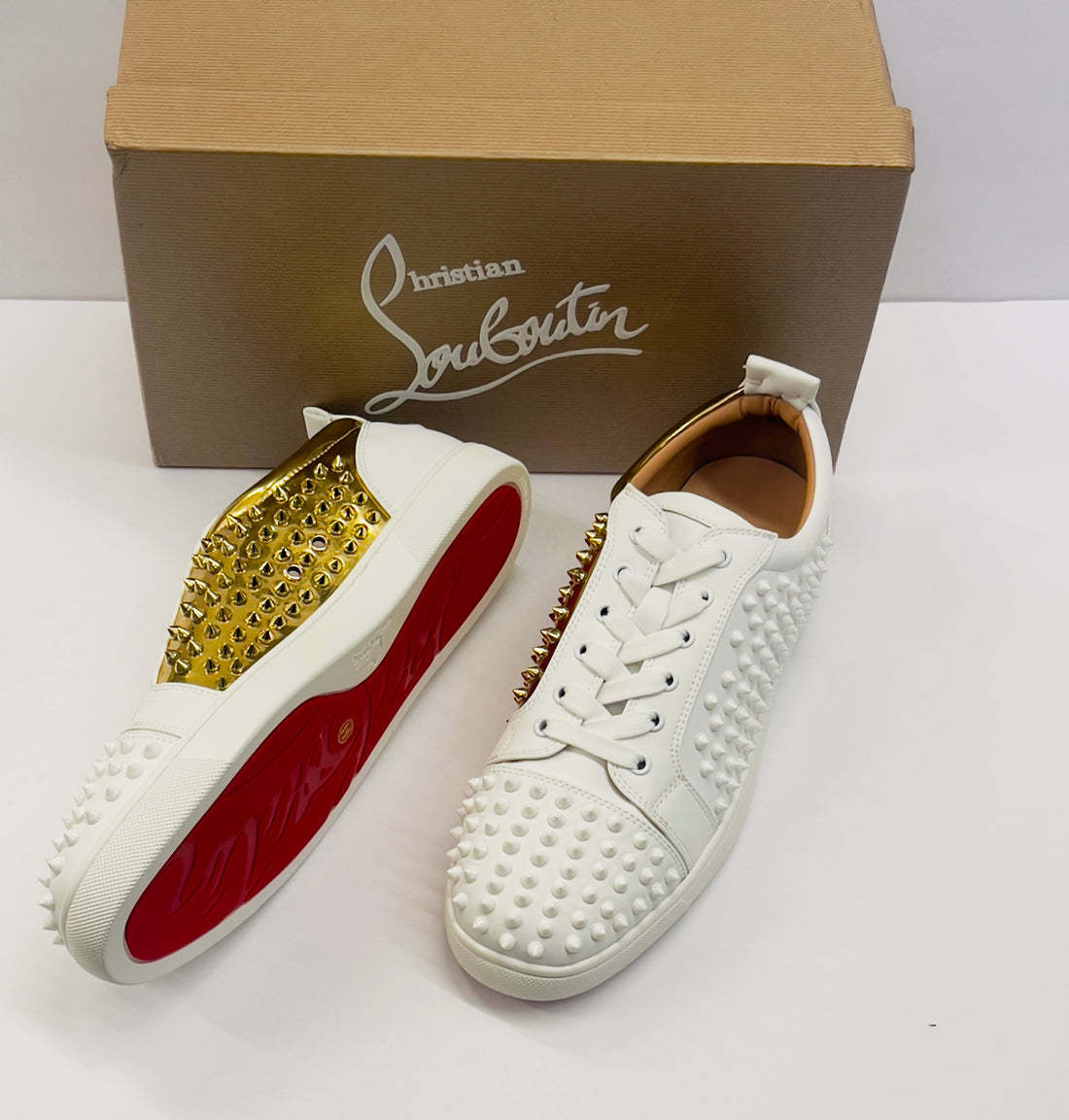 Christian Bouton white/gold sneaker